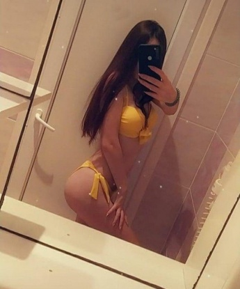 Живу в Москве и готова встретиться с тобой в любое время. Мои услуги включают классический и эротический массаж, оральный секс, классический секс в различных позах. Я могу стать твоей нежной любовницей или страстной развратницей - выбор за тобой. У меня есть отличные отзывы от предыдущих клиентов, которые говорят о моей профессиональности и открытости к экспериментам. Приятным бонусом является мое привлекательное фото, которое идеально передаёт мою сексуальность и изысканность. Жду с нетерпением нашей встречи! 💋🌹 9781, 32 года